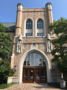 Front of cathedral at Notre Dame University